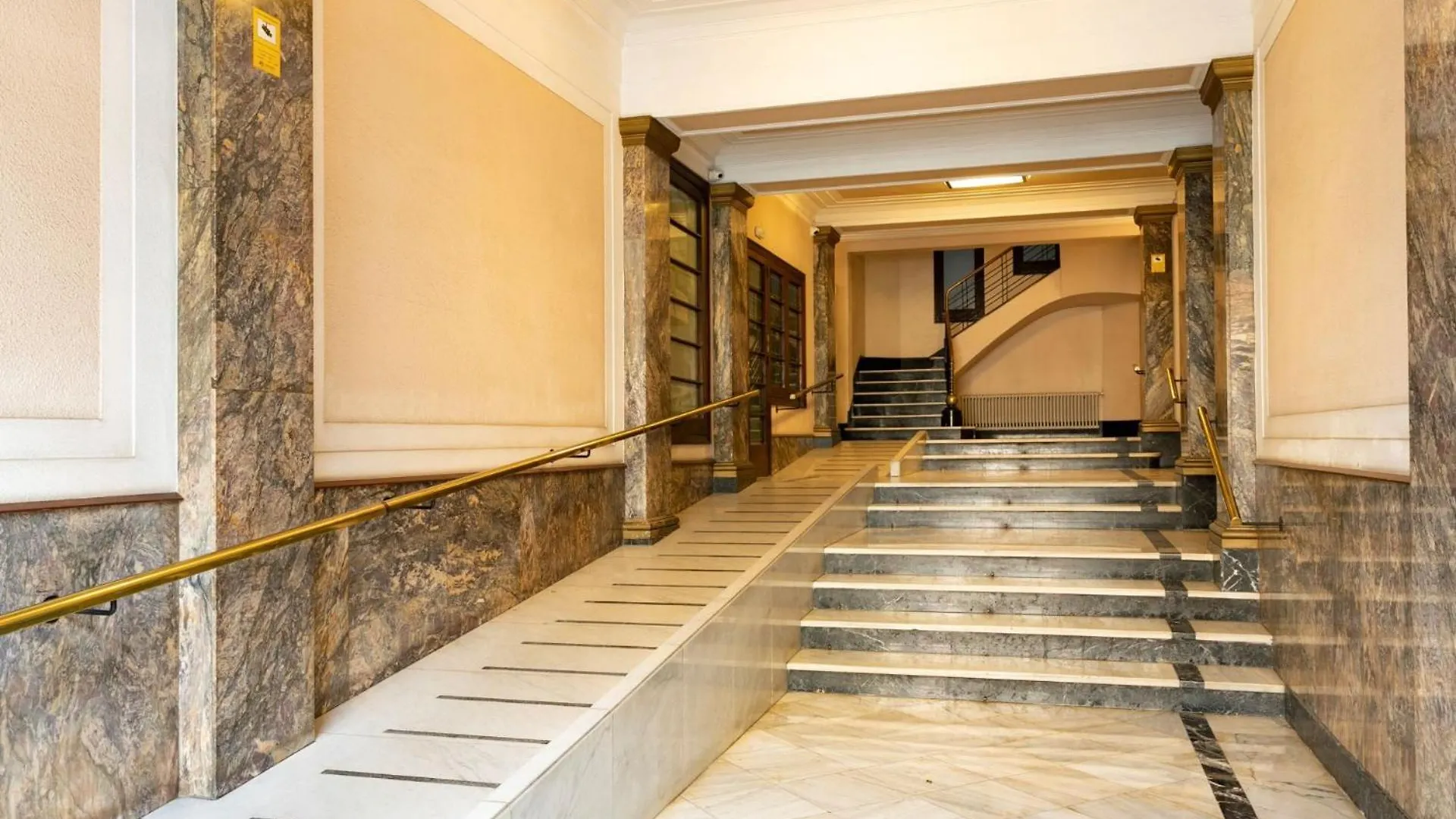 Great Eixample Apartment Barcelona Hiszpania